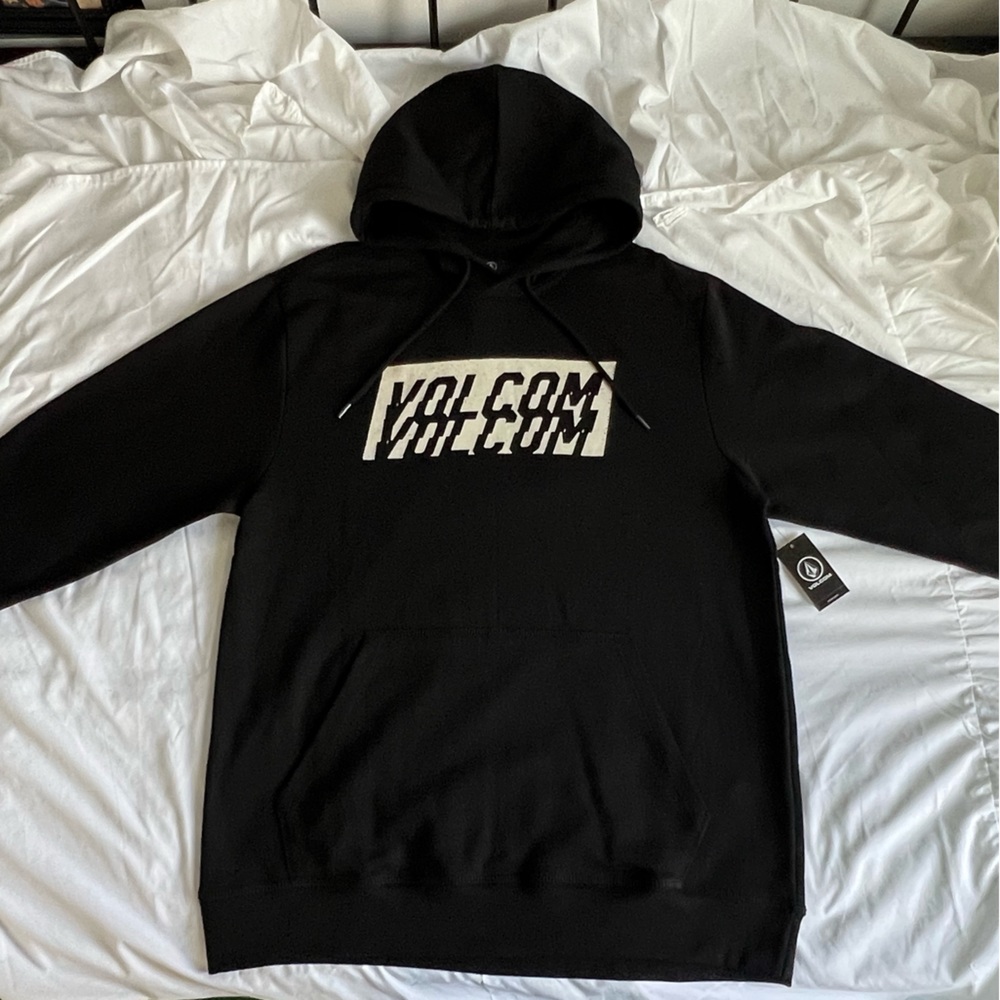 Men’s Volcom pullover hoodie size X-large